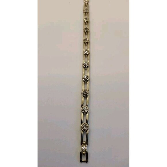 Napier Gold Link Bracelet Round Clear Stone 7" Great Condition Fast Shipping - Picture 4 of 11